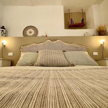 Dependance La Nicchia Hotel Костермано Екстериор снимка